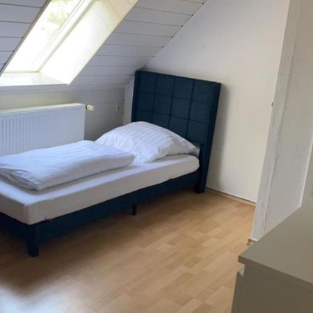 Zimmer In Wohnung Monteure Apartment Kuche Modern Enger 外观 照片